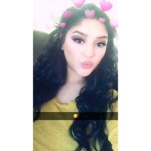 Meet your Posher, Bernadette